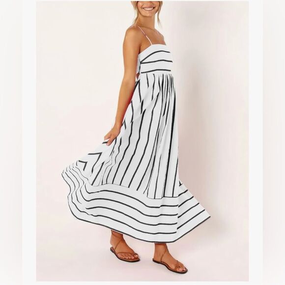 Chouyatou Women's Striped Back Smocked Maxi Flowy Swing Long Dress - Picture 4 of 7